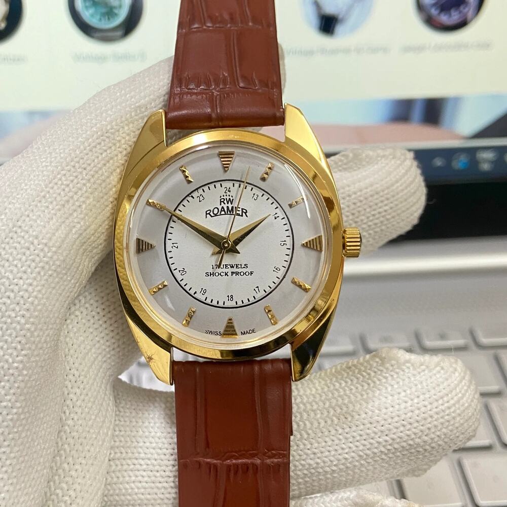 Vintage 1984 Roamer Manual Mens Gold Watch W/Leather Strap & White accents